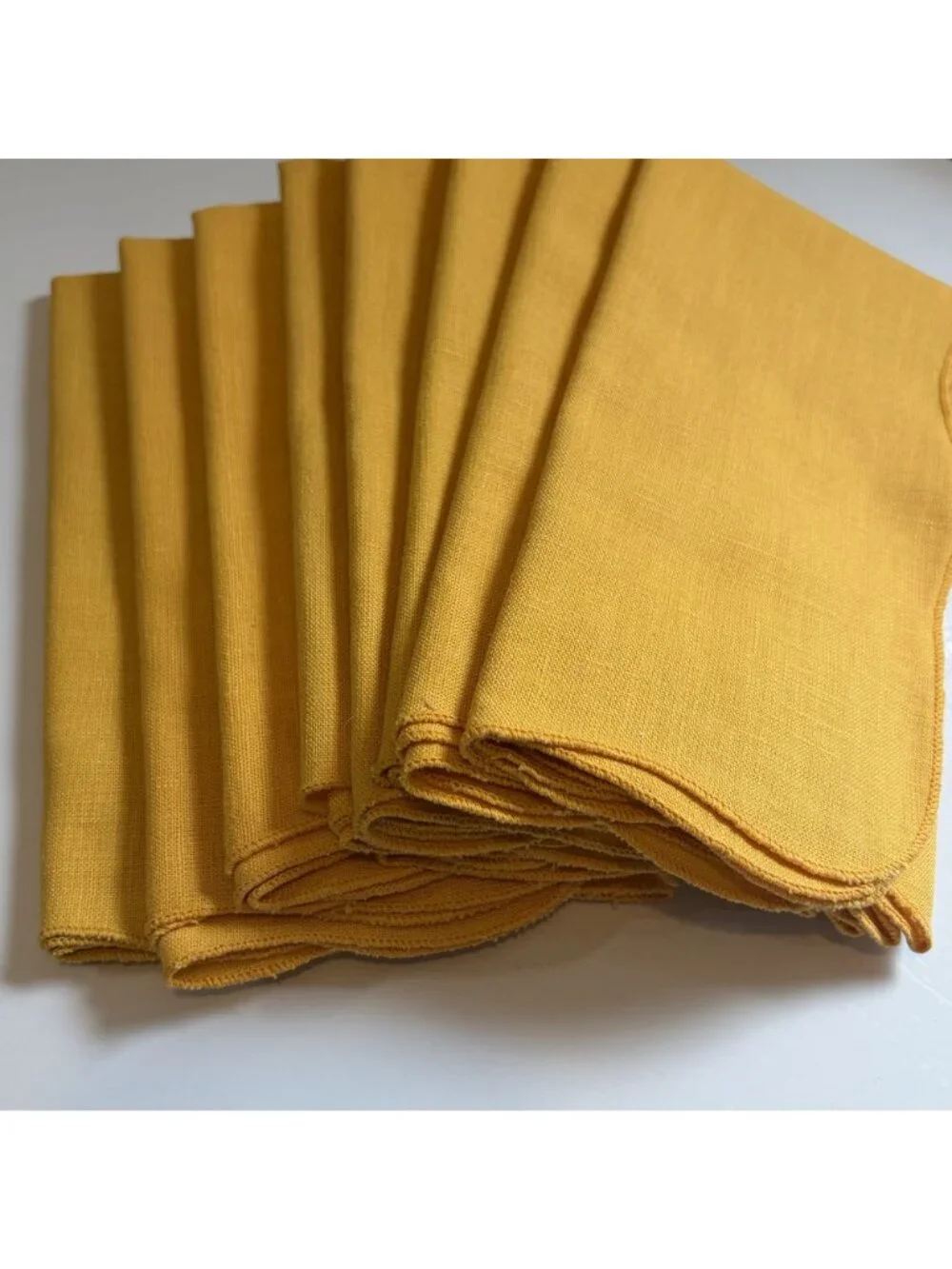 Set 8 Mustard Yellow Linen Cloth Napkins Scalloped Dinner Party Fall Tablescape